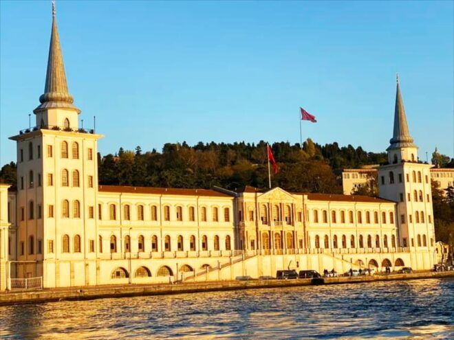 Istanbul: Bosphorus and Golden Horn Sunset Yacht Cruise - Meeting Point and Directions
