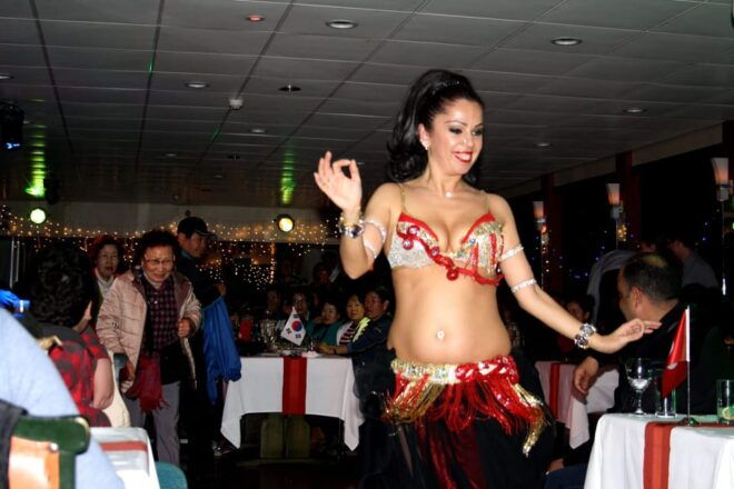 Istanbul: Bosphorus Boat Cruise With Dinner & Entertainment - Customer Reviews and Ratings