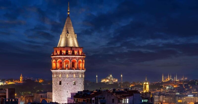 Istanbul: Bosphorus Cruise By Night - An In-Depth Look at the Bosphorus by Night Experience