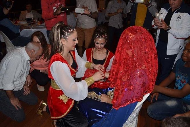 Istanbul Bosphorus Cruise: Dinner, Dervishes and Belly Dancers - Hassle-Free Meeting and Pickup Arrangements