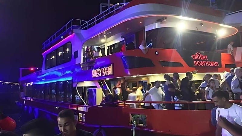 Istanbul: Bosphorus Dinner Cruise - Good To Know  