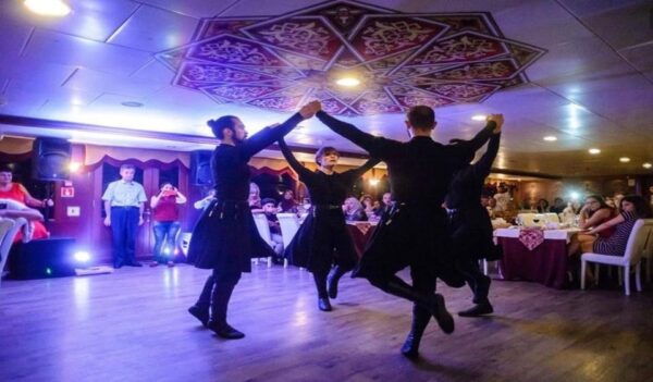 Istanbul: Bosphorus Dinner Cruise W/ Folklore Show & Dinner - Frequently Asked Questions