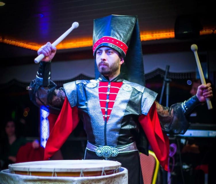 Istanbul: Bosphorus Dinner Cruise with Entertainment - Food and Drinks: A Tasty Affair
