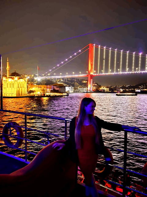 Istanbul: Bosphorus Dinner Cruise With Turkish Show - Itinerary and Experience
