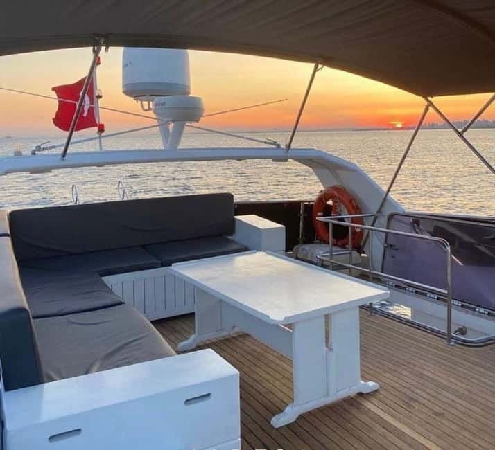 Istanbul: Bosphorus Morning or Sunset Yacht Tour with Snacks - Snacks and Refreshments