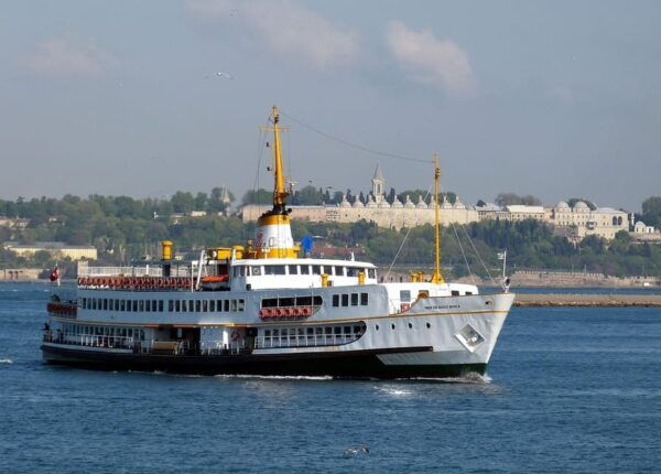 Istanbul: Bosphorus Morning/Sunset Cruise With Optional Stop - Booking and Cancellation Policy