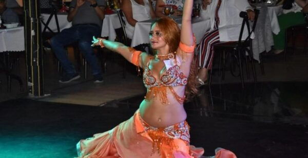 Istanbul: Bosphorus New Years Eve Cruise With Dinner & Show - Bosphorus Strait Celebration