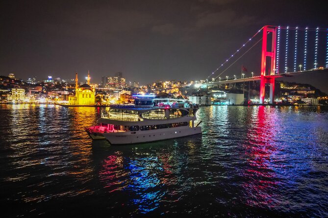 Istanbul Bosphorus New Years Eve Dinner Cruise Party in Istanbul 2024 - Customer Reviews