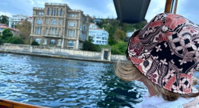 Istanbul: Bosphorus Strait and Black Sea Cruise With Lunch - Historical Landmarks