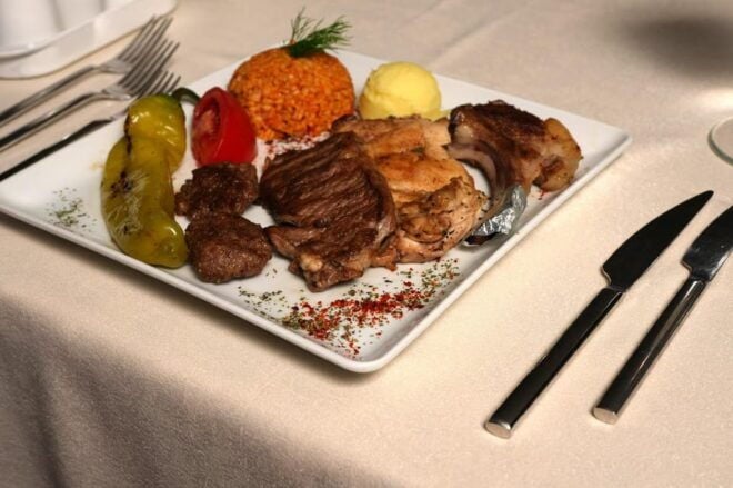 Istanbul City Sightseeing Tour & Turkish Dinner & Show - Included Meals and Beverages