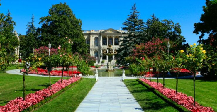Istanbul City Tour With Dolmabahce Palace & Bosphorus Cruise - Bosphorus Cruise Experience