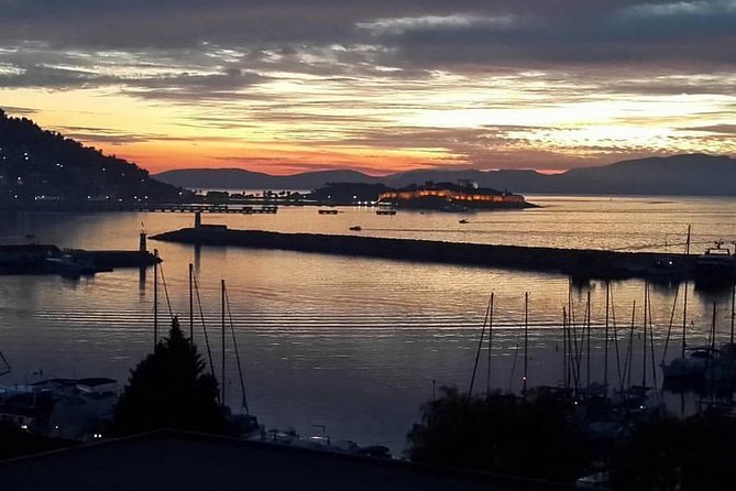 Istanbul Classics: Hagia Sophia Topkapi Palace Blue Mosque Hippodromme - Common Questions