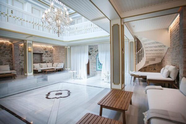 Istanbul: Cukurcuma Hamam Experience in Taksim - Health and Safety Considerations