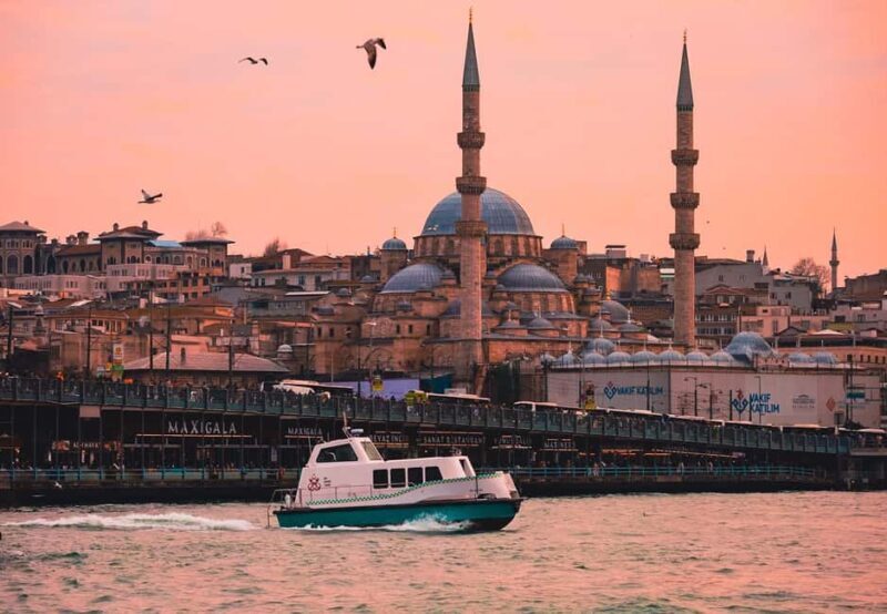 Istanbul: Customizable Private Guided Walking Tour - Practical tips for your tour