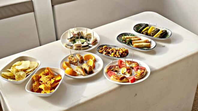 Istanbul: Daytime or Sunset Sightseeing Cruise & Audio Guide - Frequently Asked Questions