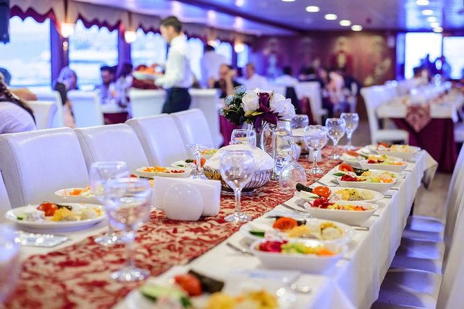 Istanbul Dinner Cruise Entertaintment With Private Tables - Suitable for All Ages and Stunning Views