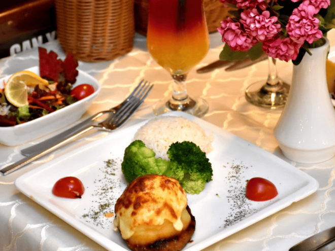 Istanbul: Dinner Cruise With Hotel Pickup & Optional Drinks - Hotel Pickup Details