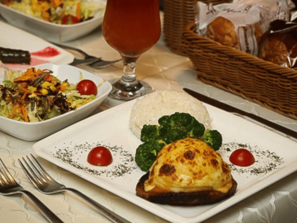Istanbul: Dinner Cruise With Hotel Pickup & Optional Drinks - Customer Feedback