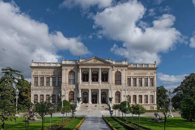 Istanbul Dolmabahce Palace Guided Tour With Tickets - Meeting and Pickup