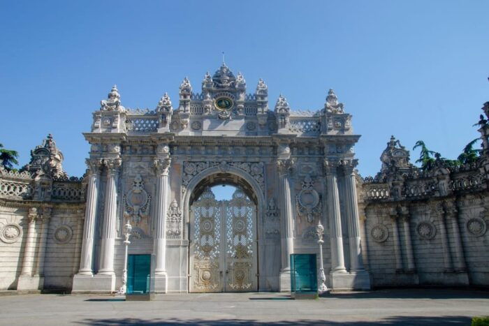 Istanbul Dolmabahçe Palace Private Tour with Transfers - FAQ