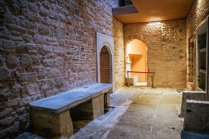 Istanbul Dolmabahçe Palace Private Tour With Transfers - Meeting Point and Pickup