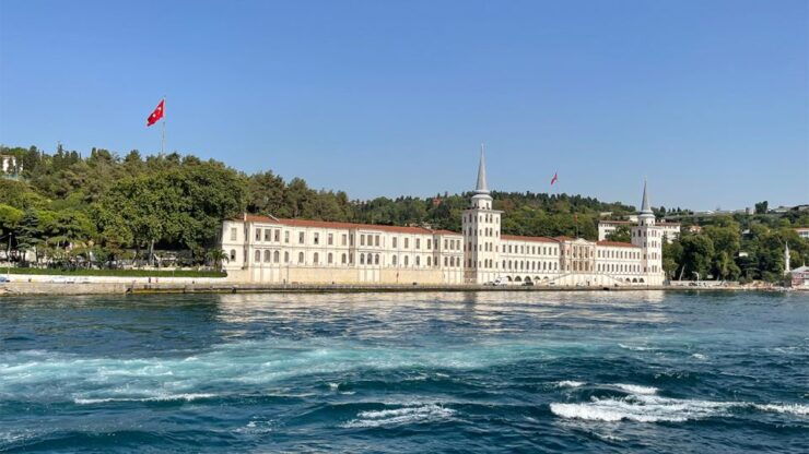 Istanbul: Dolmabahce Palace Ticket & Bosphorus Cruise - Experience Highlights at Dolmabahce Palace