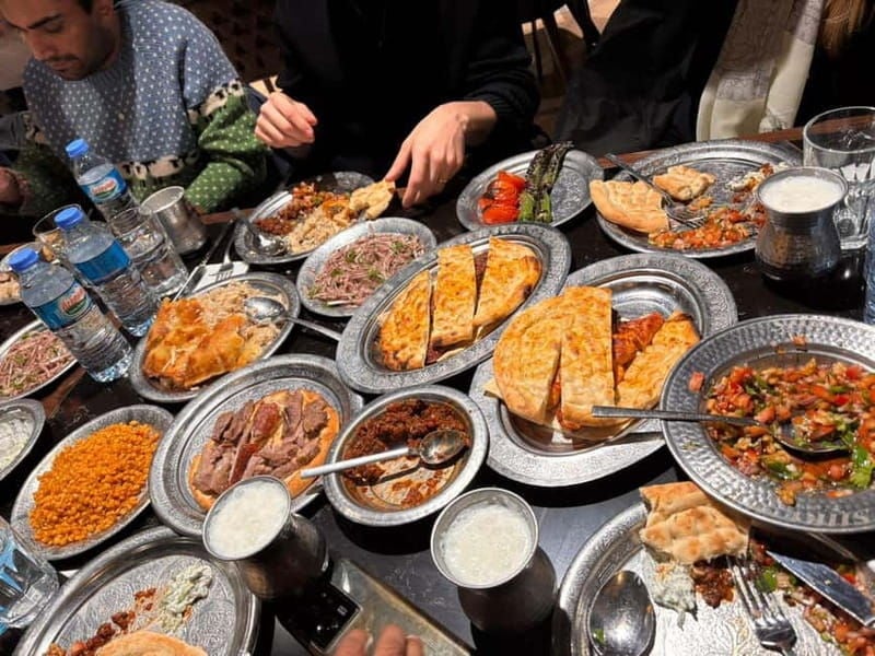 Istanbul: Enjoy Turkish Food Like a Local (Lunch/Dinner) - The Itinerary Breakdown