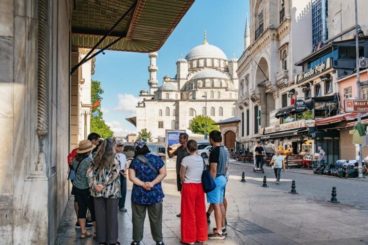 Istanbul: European and Asian Side Guided Foodie Walking Tour - FAQs