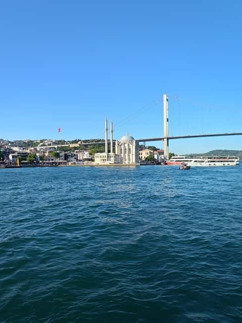 Istanbul: Explore Europe and Asia by Guided Bus and Boat - FAQ