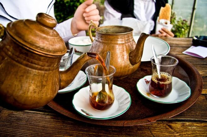Istanbul Food and Culture Tour: Dinner at Local Family - Customer Reviews