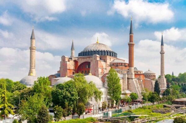 Istanbul: Full Day Byzantine & Ottoman Relics Tour - Blue Mosque: Iconic Ottoman Mosque