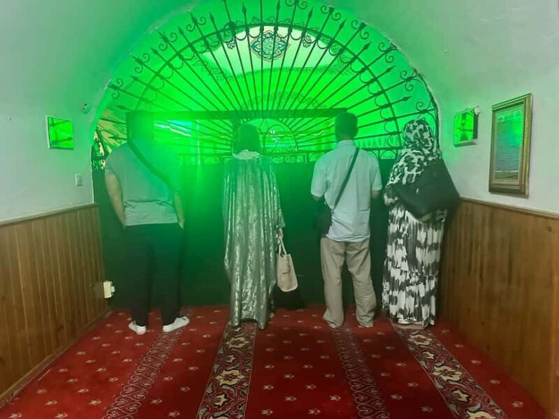 Istanbul: Full Day Islamic Sahaba /Heritage Tour with Lunch - Good To Know