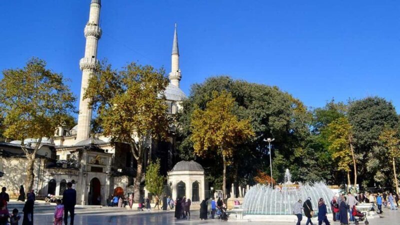 Istanbul: Full Day Islamic Sahaba Tour with Lunch & Transfer - Handling the Practicalities