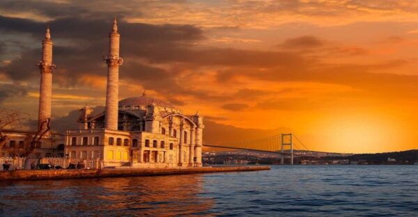 Istanbul: Full-Day Private City Highlights Walking Tour - Local Culture and Atmosphere