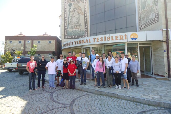Istanbul Full-Day Tour With Bosphorus Cruise and Spice Bazaar - Important Information