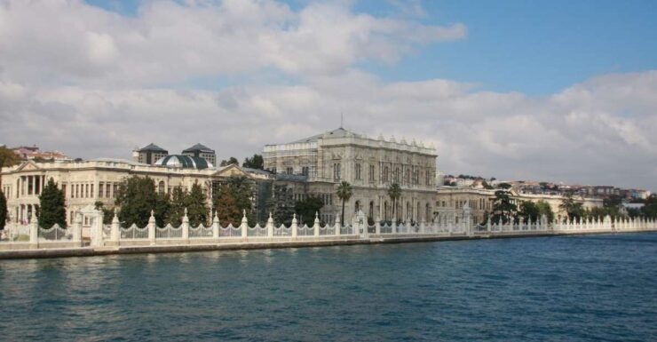 Istanbul: Full-Day Tour With Dolmabahce & Bosphorus Cruise - Booking Information