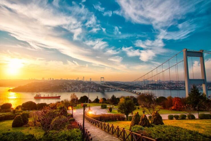 Istanbul: Full Day Trip Istanbul & Bosphorus Cruise Tour - Historical Landmarks