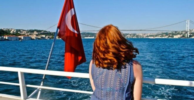Istanbul: Full Day Trip Istanbul & Bosphorus Cruise Tour - Topkapi Palace and Beylerbeyi Palace