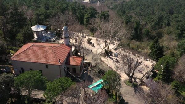 Istanbul: Guardians of the Bosphorus Exclusive Islamic Trip - Meet and Greet