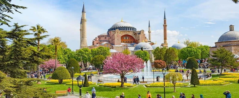 Istanbul: Guided Blue Mosque and Hagia Sophia Tour - Good To Know
