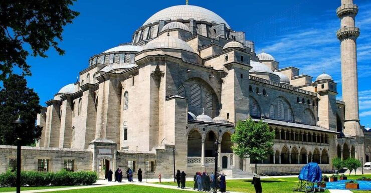 Istanbul: Guided Day Tour to Magnificent Century of Ottomans - Itinerary and Highlights