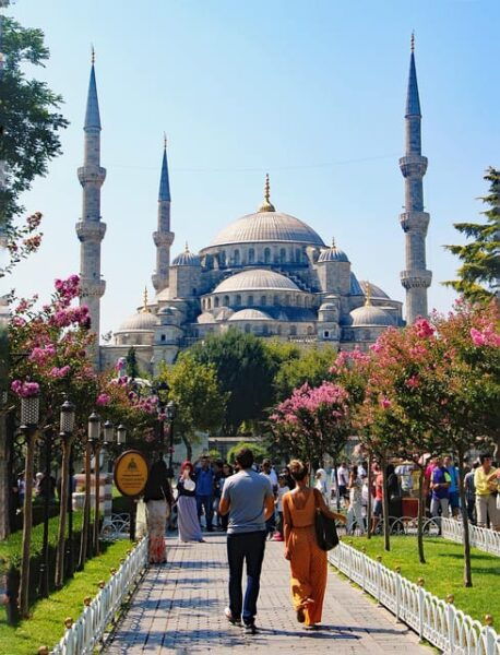 Istanbul: Hagia Sofia, Blue Mosque, and Grand Bazaar Tour - Customer Feedback and Tips