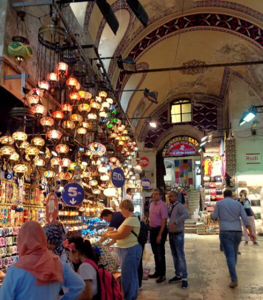Istanbul: Hagia Sofia, Blue Mosque, and Grand Bazaar Tour - Frequently Asked Questions