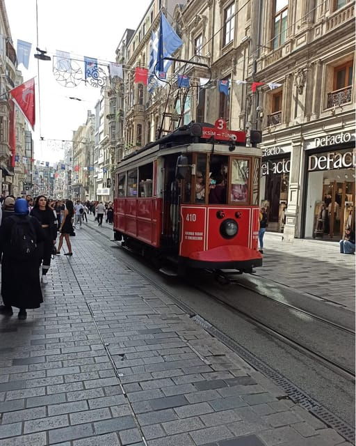 Istanbul: Hagia Sophia, Blue Mosque, and Topkapi Palace Tour - Exploring the Highlights of Istanbul in Depth