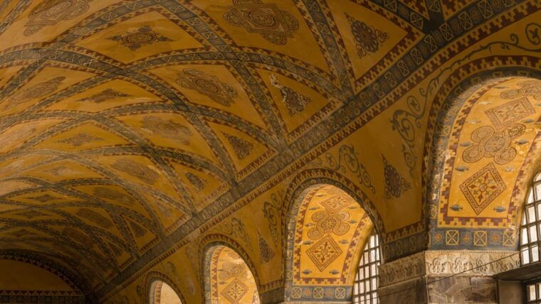 Istanbul: Hagia Sophia Guided Tour with Expert Guide - Frequently Asked Questions