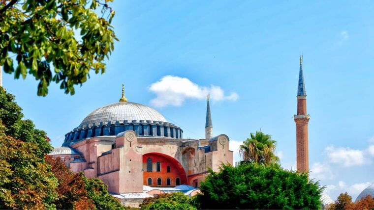Istanbul: Hagia Sophia Guided Tour with Expert Guide - In The Sum Up