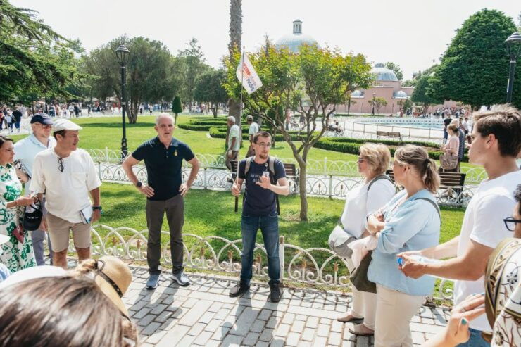 Istanbul: Hagia Sophia Tour and Experience Museum Tickets - Guided Experience
