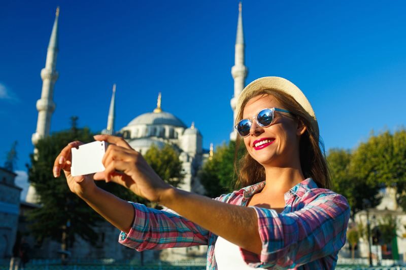 Istanbul Half-Day Guided Architecture Tour - The guide’s stories are the strongest reason to join