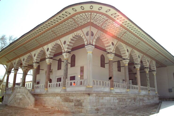 Istanbul: Half-Day Topkapi Palace Tour With Guide - Key Points