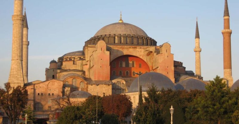 Istanbul: Half-Day Tour Including Hagia Sophia - Discovering the Sights of Istanbul in a Half-Day